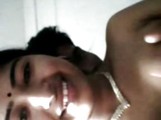 Devaha toma um banho com seu videos amadores brasileiros de sexo amante