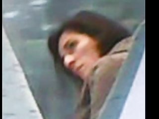 Cadela quente Stella fode videos adultos com namorado no banheiro
