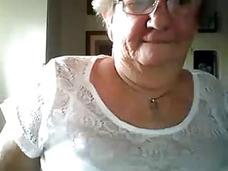 Levanta um videos adultos gratis menino